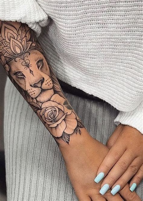 tatuajes brazo mujer